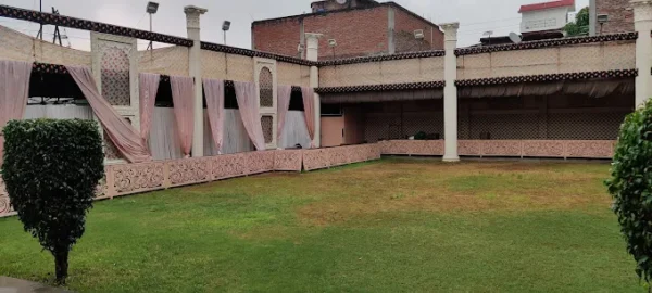 Mankameshvar Palace - Image 4