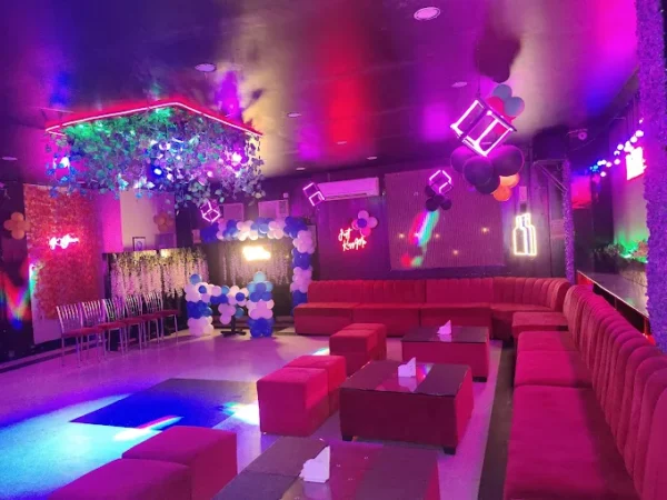 Hotel Nirmal Palace Kanpur