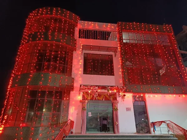 PARAS PALACE HOTAL