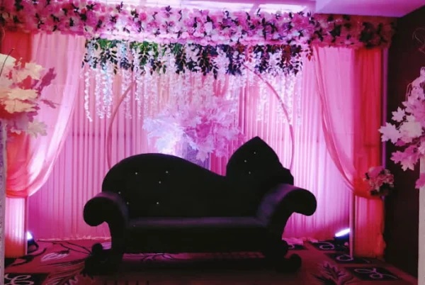 Hotel Royal Inn - Image 2