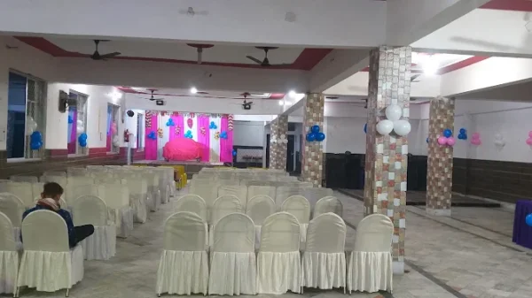 Maa Vaishnow Guest House - Image 2