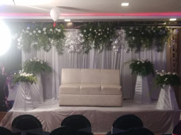 The Urban Grub - Restro Lounge and Banquet - Image 2
