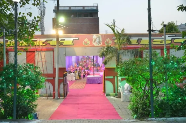 Paras Garden Marriage Lawn - Image 3