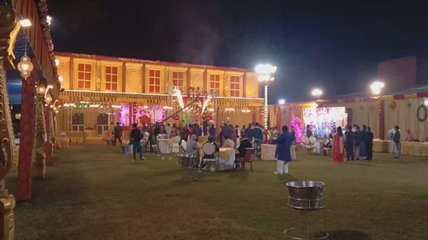 Narayan Lawn - Image 3
