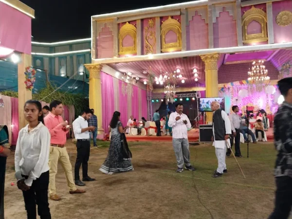 Kamadgiri Lawn - Image 3