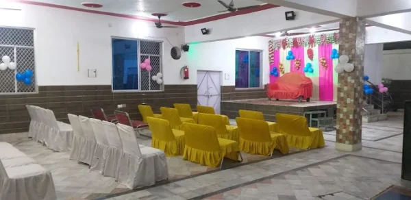 Maa Vaishnow Guest House - Image 3