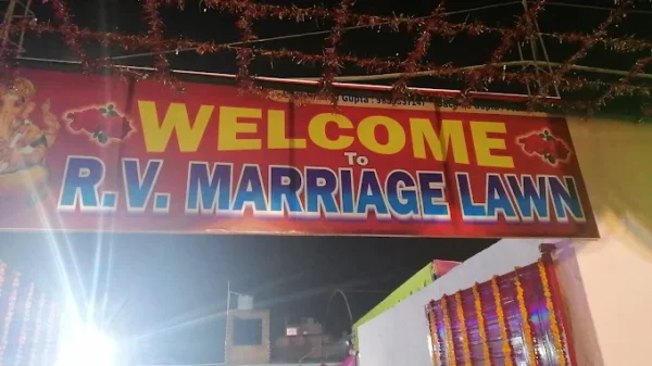 R V Marriage Lawn - Image 4