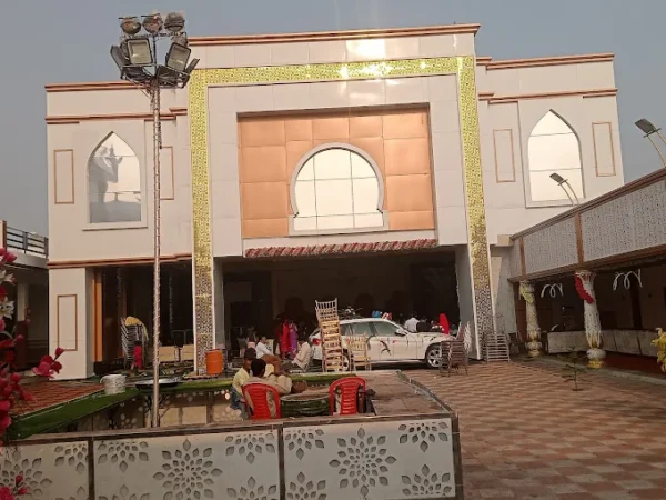 Kanha upvan lawn - Image 5