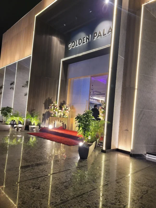 Golden Palace - Image 7