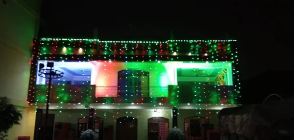 Om Party Lawn