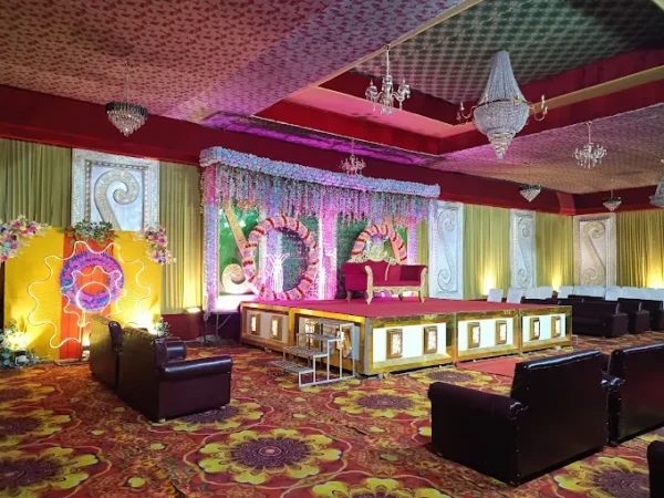 Narayan Lawn - Image 5