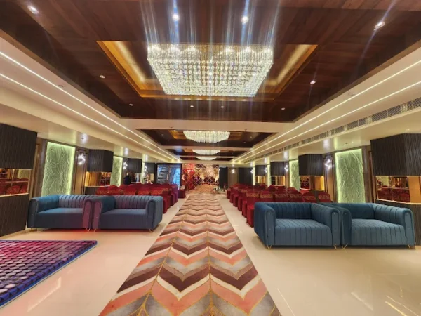 Hotel Majestic Grand - Image 7