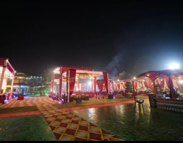 Moon And Mars Resort - Image 10