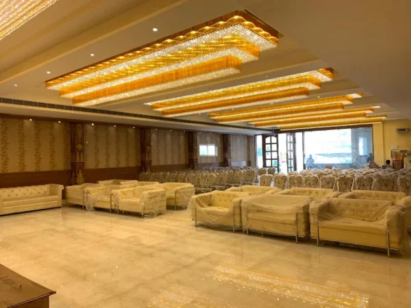 Royale Orchids Banquets & Suites - Image 3