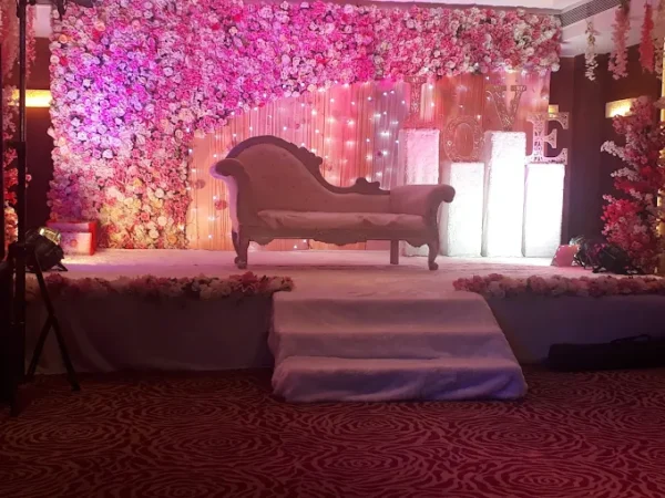 Hotel Lineage - Image 4