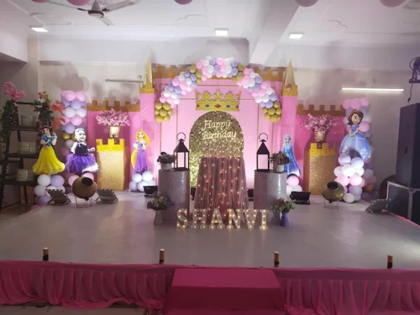 Royal Aayojanam hotel banquet and lawn - Image 4
