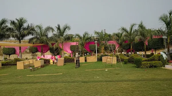 J P GARDEN - Image 4