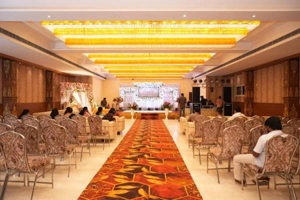 Royale Orchids Banquets & Suites - Image 6