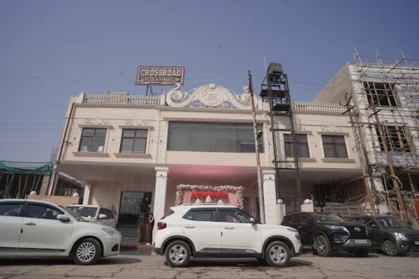Hotel Crossroad - Lucknow - Image 2