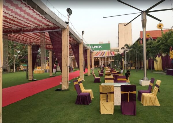 City Club and Hotels - venue in Lucknow