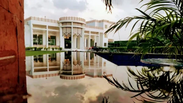 Gemini Resorts