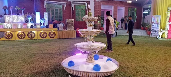 Kailash palace lawn 2 - Image 4