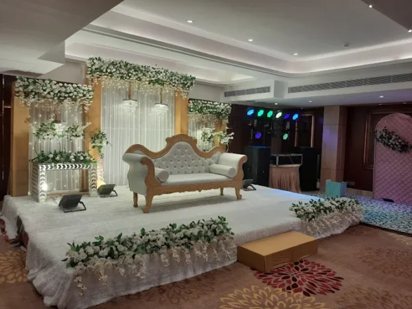 Hotel Golden Orchid - Image 5