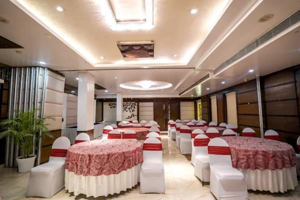 Hotel The Golden Apple - Image 3