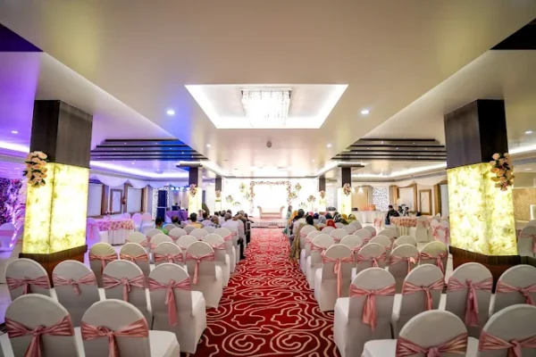 Hotel The Golden Apple - Image 4