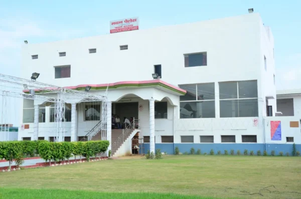 Madan Palace Farm House - Image 5