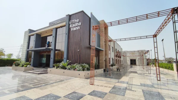 The Radha Vann Hotel & Convention Centre - Image 4
