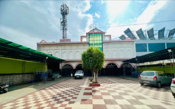 Samrat Lodge - Image 2