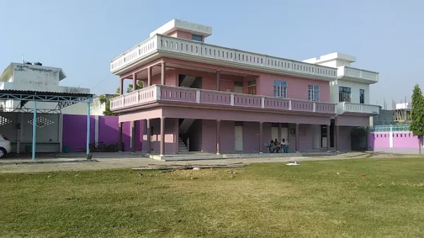 V D Lawns