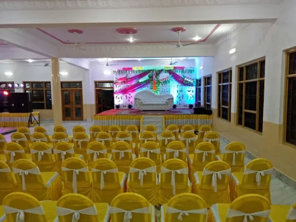 Azad Guest House - Image 6