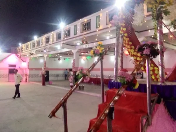 Samrat Guest House Unnao - Image 2